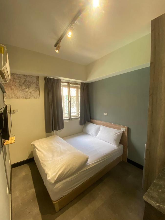 Fengjia Gift Box Homestay Тайчжун Екстер'єр фото